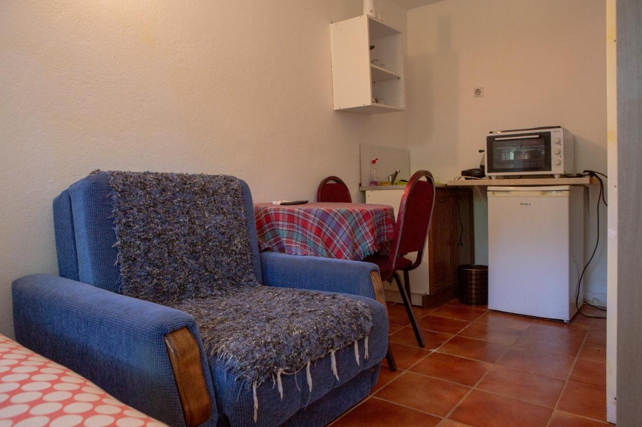 Family Apartments Vukcevic Čanj Buitenkant foto